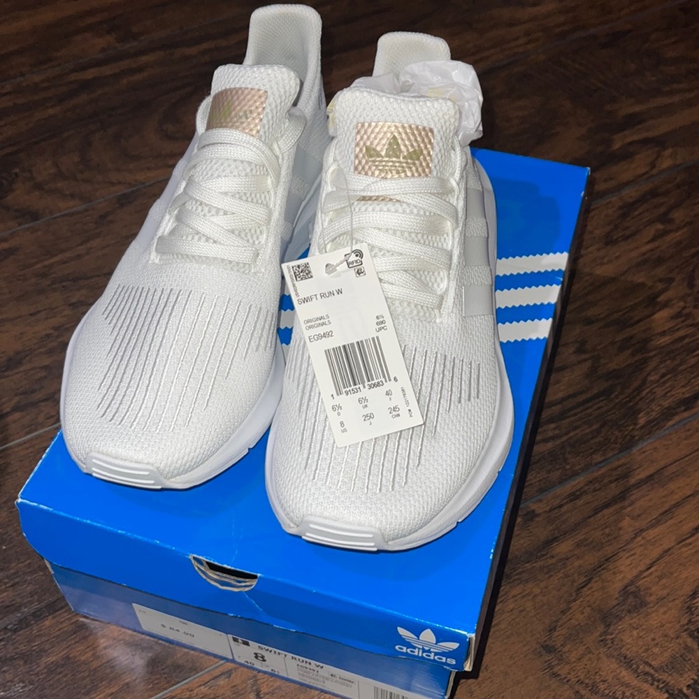 New Adidas Swift Run Size 8
